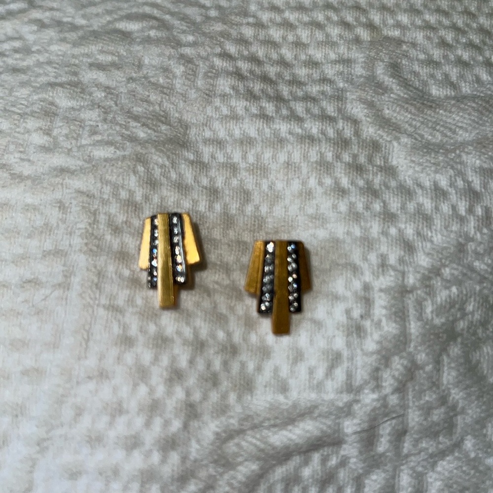 Earrings - Picture 5 of 9